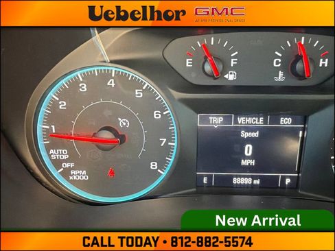 Used 2018 Chevrolet Equinox LT FWD image 27