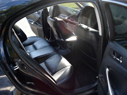 Used 2010 Lexus IS 350 w/ Luxury Plus Value Edition RWD image 23