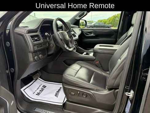Certified 2024 Chevrolet Suburban RST w/ Luxury Package AWD/4WD image 10