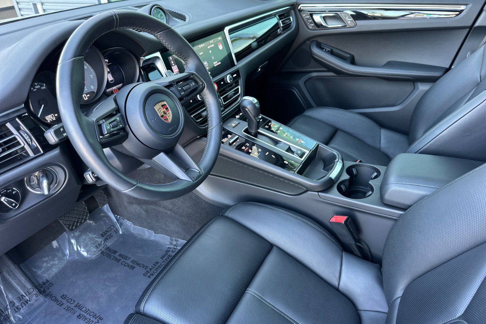 Used 2026 Porsche Macan S AWD/4WD image 4