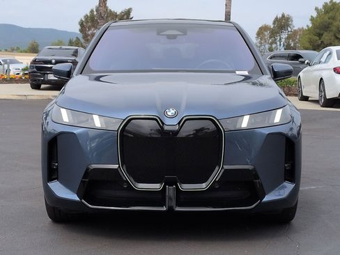 Used 2026 BMW iX xDrive45 w/ M Sport Package image 3