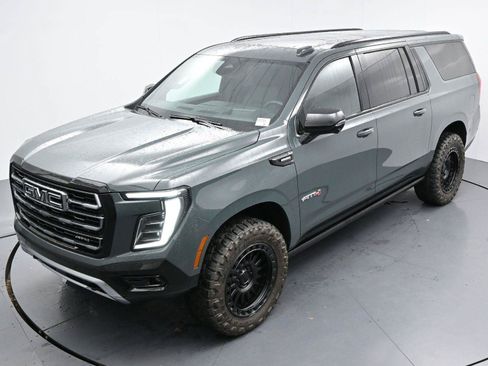 Used 2026 GMC Yukon XL AT4 w/ AT4 Premium Plus Package AWD/4WD image 43