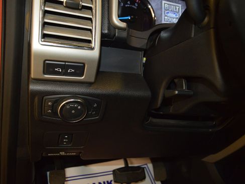 Used 2017 Ford F250 Lariat w/ Lariat Value Package image 16