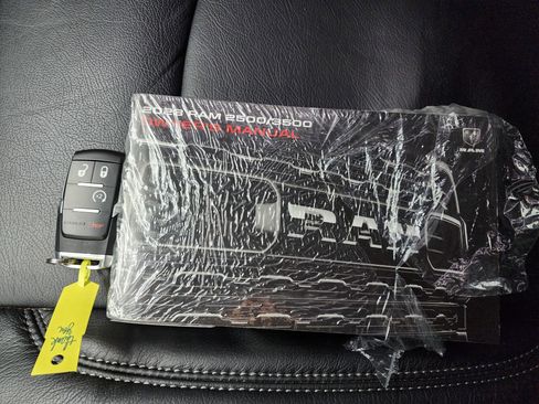 Used 2023 RAM 2500 Big Horn w/ Night Edition image 42