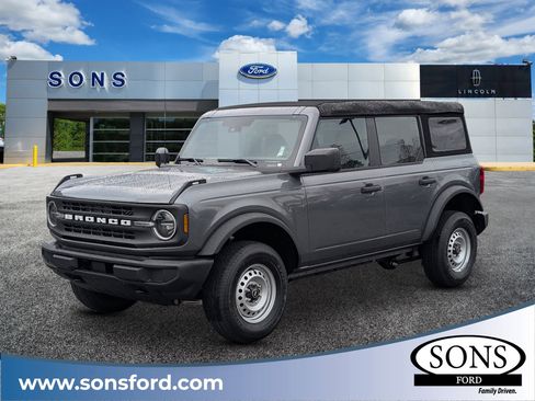 New 2025 Ford Bronco 4-Door AWD/4WD image 1