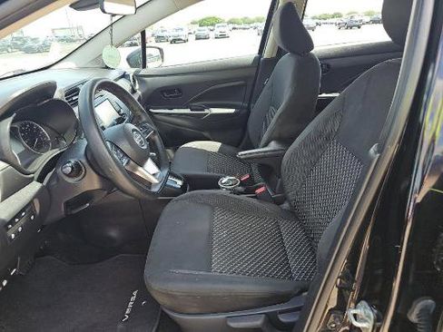 Used 2020 Nissan Versa S image 4