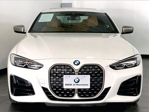 Certified 2023 BMW M440i Coupe w/ Premium Package image 3