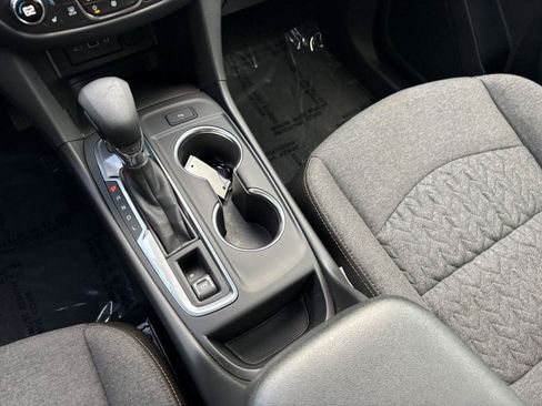 Used 2024 Chevrolet Equinox LT AWD/4WD image 14