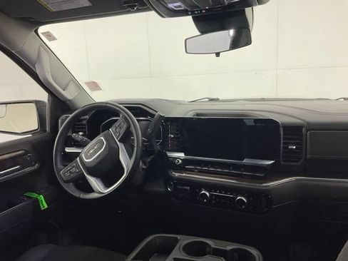 Used 2024 GMC Sierra 1500 Elevation AWD/4WD image 32