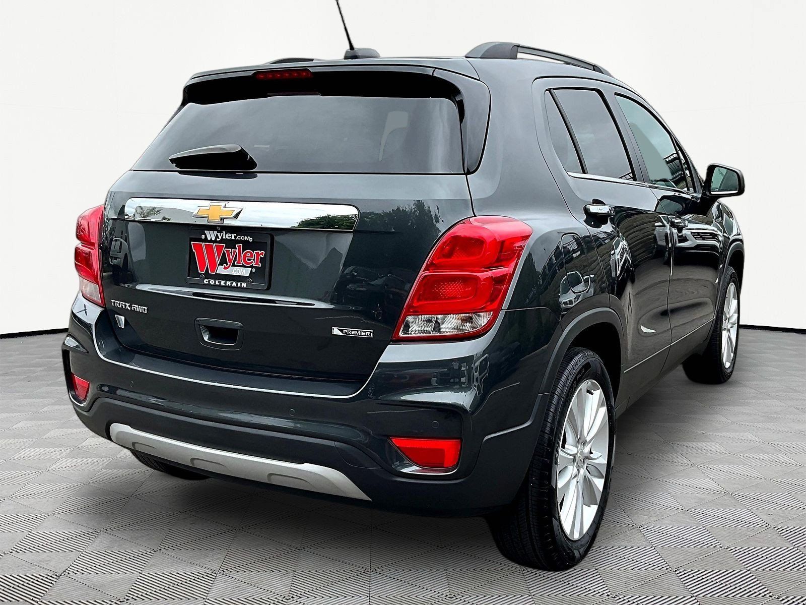 Used 2018 Chevrolet Trax Premier AWD/4WD image 6
