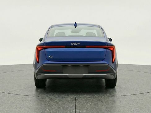 Used 2025 Kia K4 LXS FWD image 7