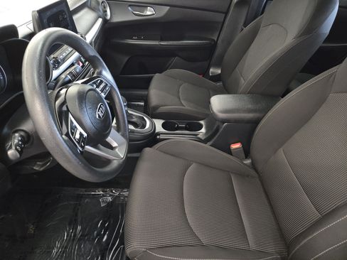 Used 2020 Kia Forte LXS FWD image 14