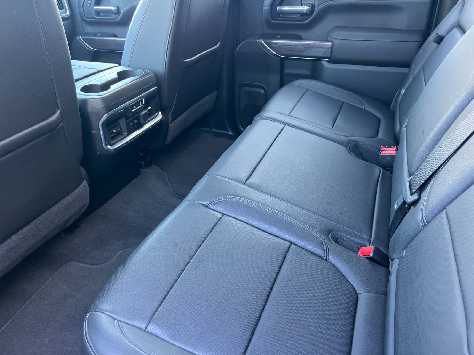 Used 2020 Chevrolet Silverado 3500 LTZ w/ LTZ Premium Package AWD/4WD image 12