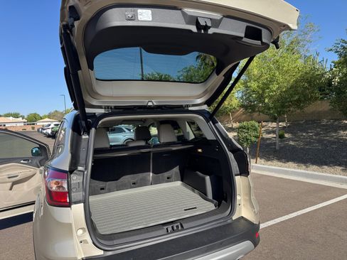 Used 2017 Ford Escape Titanium AWD/4WD image 32