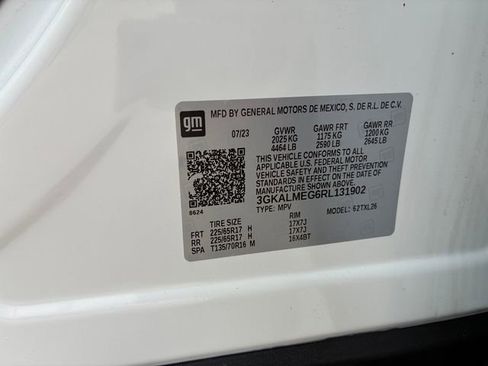 Used 2024 GMC Terrain SLE image 33