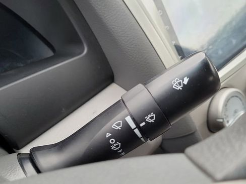 Used 2011 Toyota Camry image 27