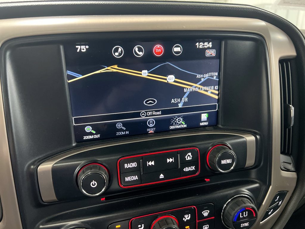 Used 2016 GMC Sierra 2500 Denali w/ Duramax Plus Package AWD/4WD image 14