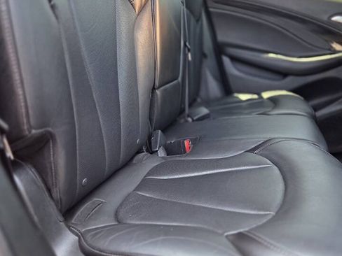 Used 2019 Buick Envision Essence w/ LPO, Cargo Package AWD/4WD image 32