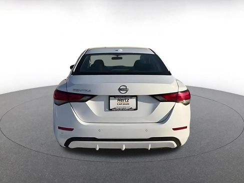 Used 2025 Nissan Sentra SV image 12