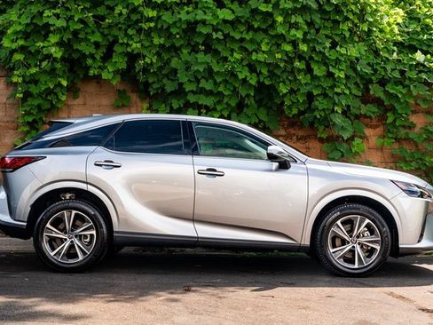 Used 2023 Lexus RX 350 FWD image 4