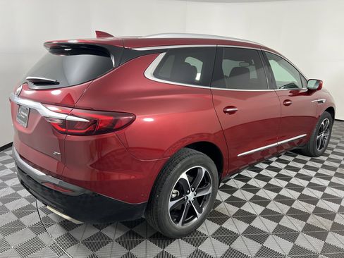 Used 2020 Buick Enclave Essence w/ Sport Touring Edition image 13