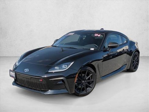 Used 2024 Toyota GR86 RWD image 1