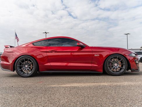 Used 2018 Ford Mustang GT Premium w/ GT Performance Package image 8