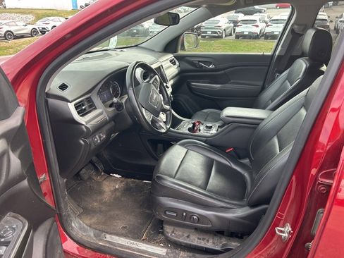 Used 2023 GMC Acadia SLT image 8