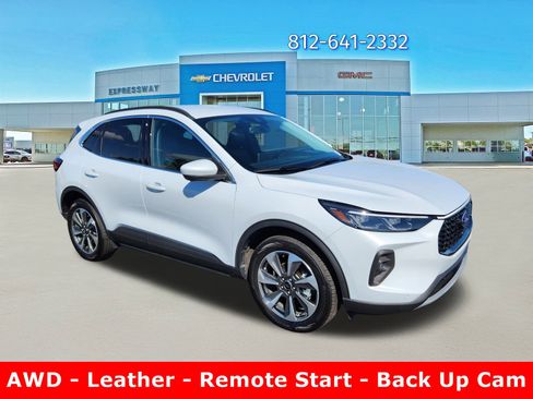 Used 2025 Ford Escape Platinum w/ Premium Technology Package image 1