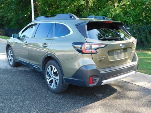 Used 2021 Subaru Outback Limited AWD/4WD image 3