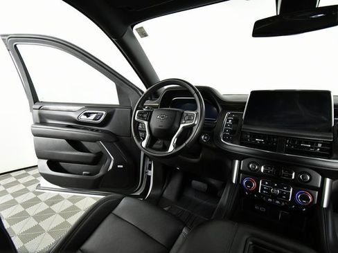 Used 2022 Chevrolet Tahoe Z71 image 19