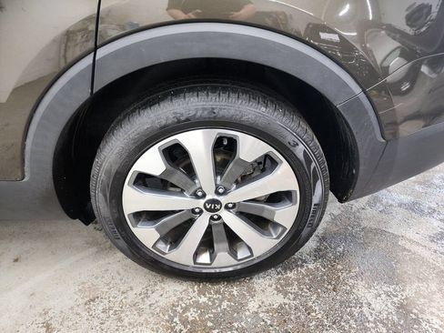 Used 2020 Kia Telluride S AWD/4WD image 40