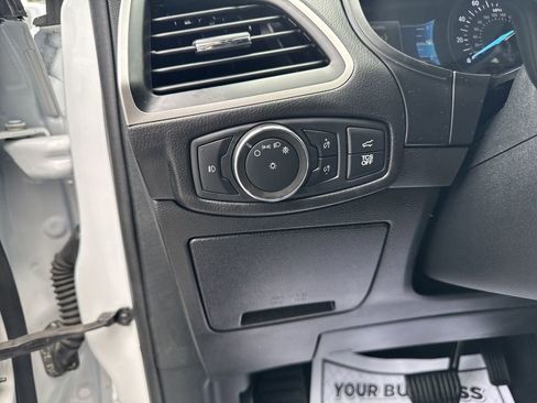 Used 2022 Ford Edge SEL w/ Sport Appearance Package image 21