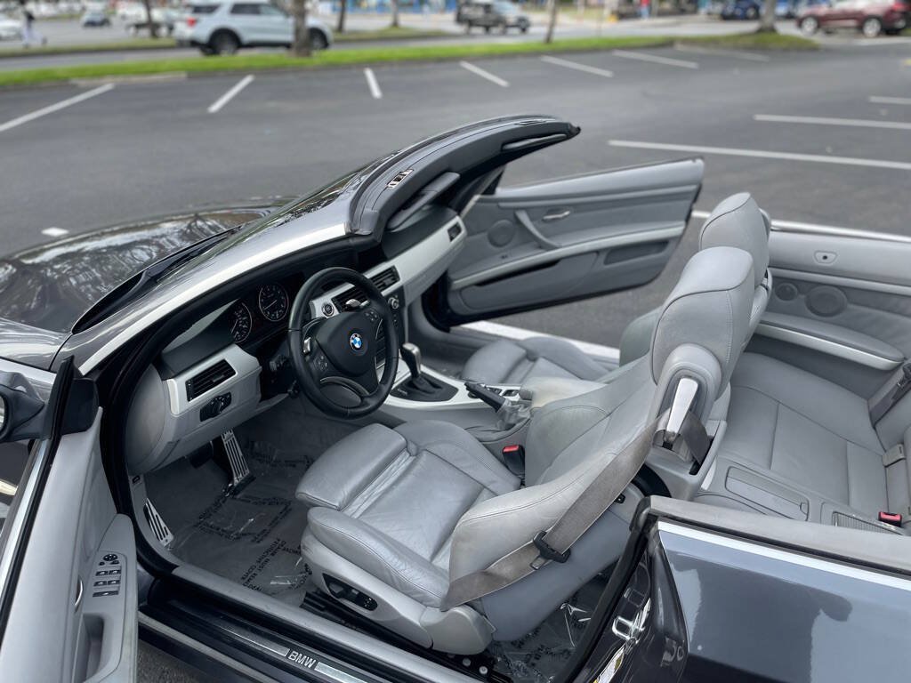 Used 2008 BMW 335i Convertible RWD image 12
