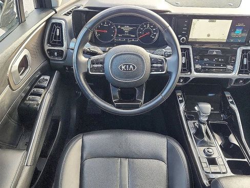 Used 2021 Kia Sorento SX image 7
