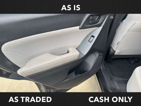 Used 2018 Subaru Forester 2.5i Premium w/ All-Weather Package image 13