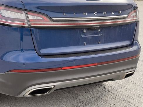 Used 2021 Lincoln Nautilus AWD w/ Equipment Group 101A image 6