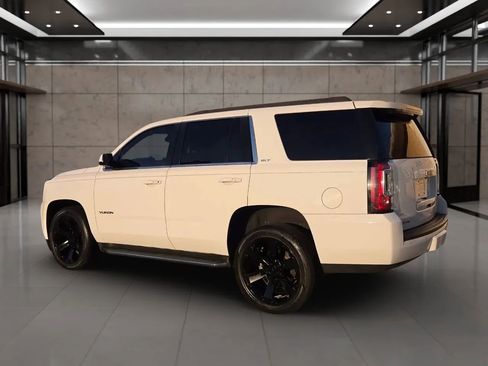 Used 2018 GMC Yukon SLT RWD image 3