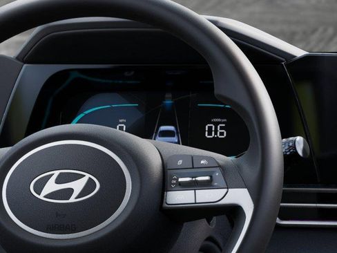New 2026 Hyundai Elantra SE FWD image 14