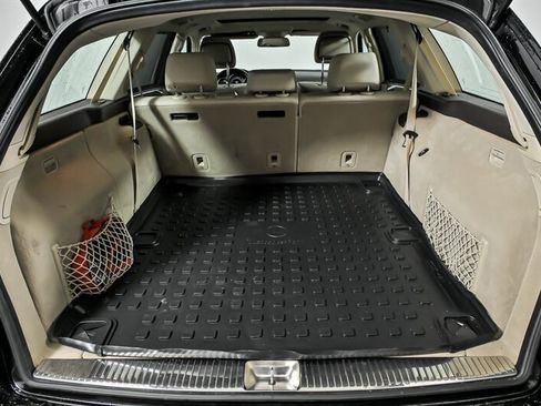 Used 2016 Mercedes-Benz E 350 4MATIC Wagon w/ Premium Package image 13