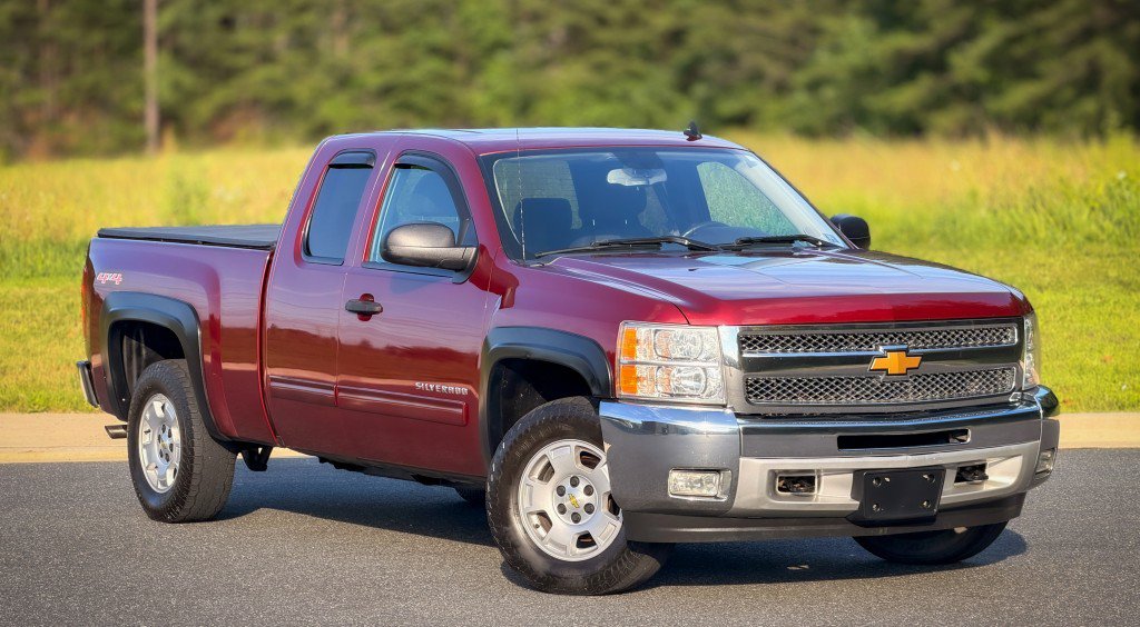 Used 2013 Chevrolet Silverado 1500 LT w/ All-Star Edition AWD/4WD image 6