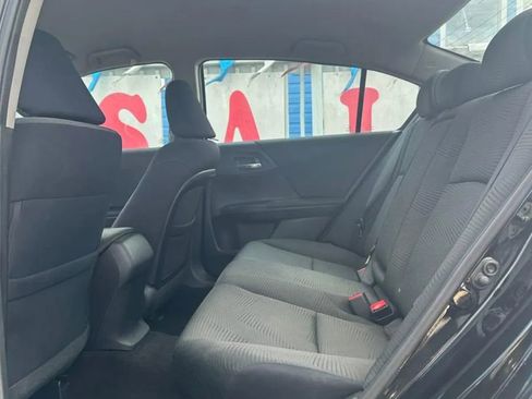 Used 2017 Honda Accord LX image 11