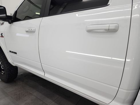 Used 2021 RAM 3500 Laramie w/ Night Edition image 34