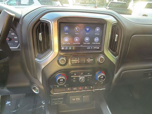 Used 2022 Chevrolet Silverado 1500 RST AWD/4WD image 5