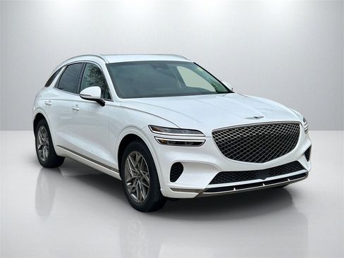 Used 2025 Genesis GV70 2.5T image 3