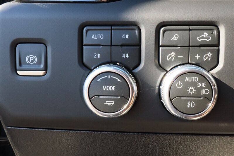 Used 2026 GMC Sierra 3500 Denali Ultimate AWD/4WD image 22