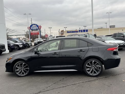 Used 2021 Toyota Corolla SE image 16