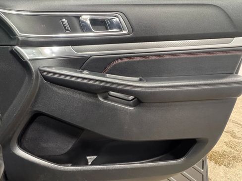 Used 2016 Ford Explorer Sport w/ Equipment Group 401A image 20