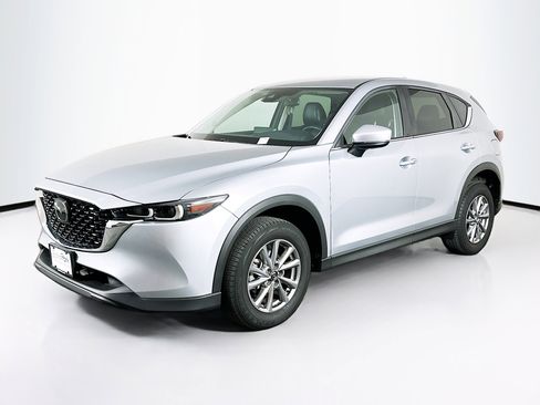 Used 2023 MAZDA CX-5 AWD 2.5 S w/ Select Package image 3
