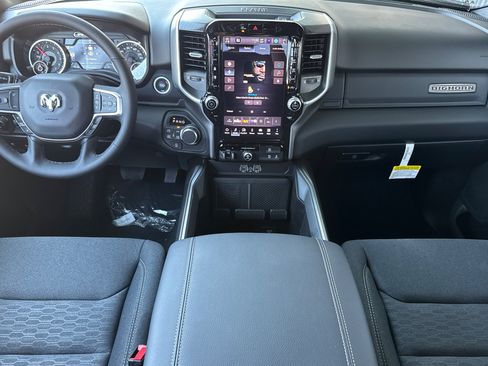 New 2026 RAM 1500 Big Horn AWD/4WD image 12
